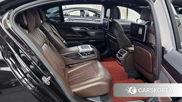 BMW 7 Series (G11) 2018 Черный из Кореи, фото 3