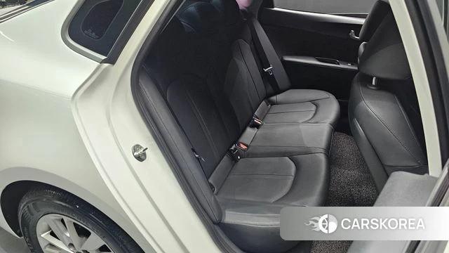 Kia K5 second generation 2018 Белый из Кореи, фото 3