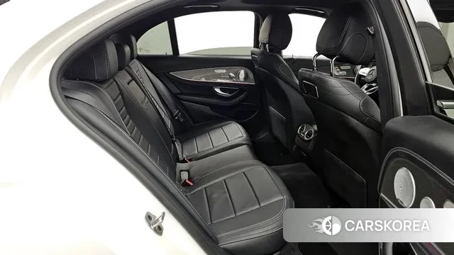 Mercedes-Benz E-Class W213 2019 Белый из Кореи, фото 3