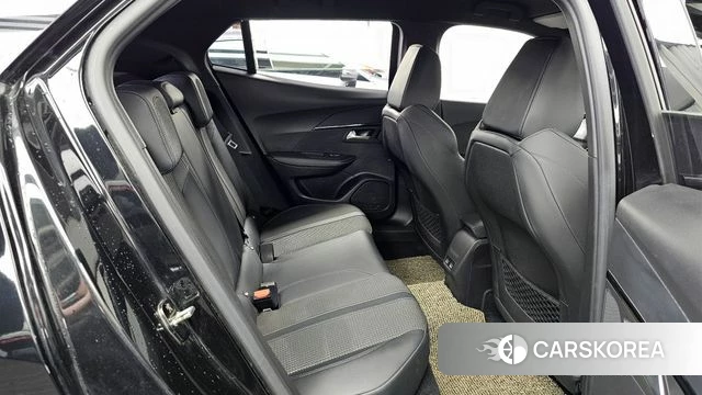 Peugeot e-2008 second generation 2021 Черный из Кореи, фото 3