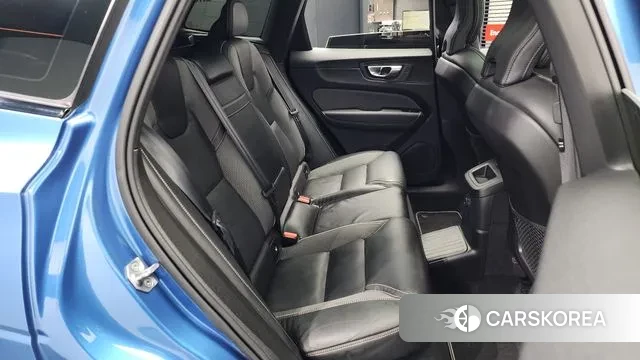 Volvo XC60 second Generation 2021 Синий из Кореи, фото 3