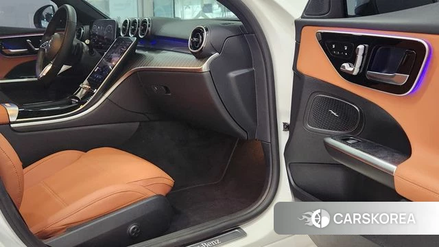 Mercedes-Benz C-Class W206 2024 Белый из Кореи, фото 3