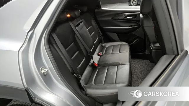 Chevrolet (GM Daewoo) Trailblazer 2022 Серебряный из Кореи, фото 3