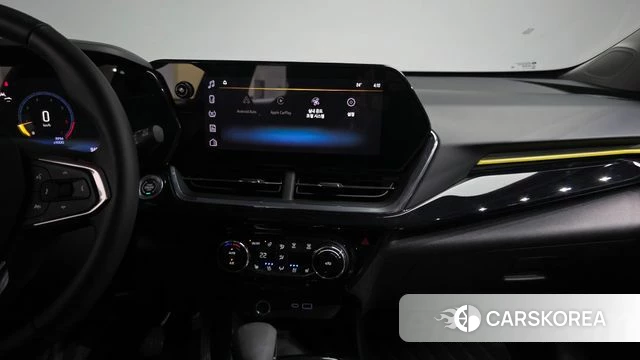 Chevrolet (GM Daewoo) Trax Crossover 2024 Черный из Кореи, фото 3