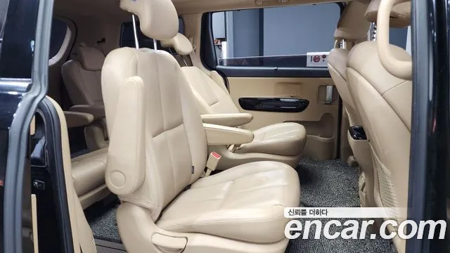 Kia The New Carnival id 2374978 из Кореи 3