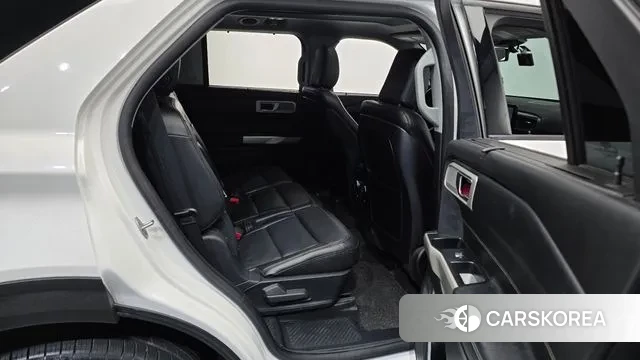 Ford Explorer 6th Generation 2020 Белый из Кореи, фото 3