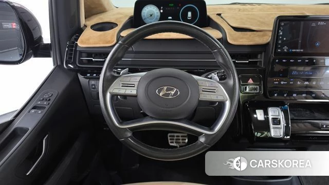 Hyundai Staria 2021 Черный из Кореи, фото 3