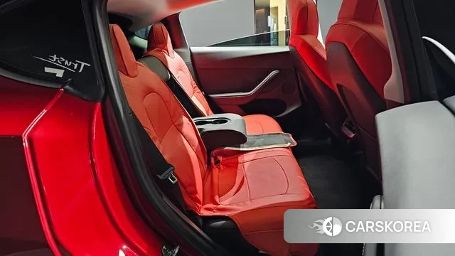 Tesla Model Y 2021 Красный из Кореи, фото 3