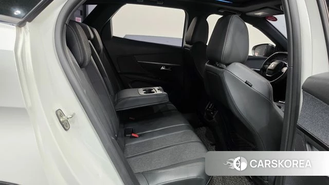 Peugeot 3008 second generation 2019 Белый из Кореи, фото 3