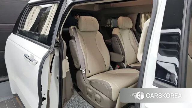 Kia Carnival 4th generation 2022 Белый из Кореи, фото 3