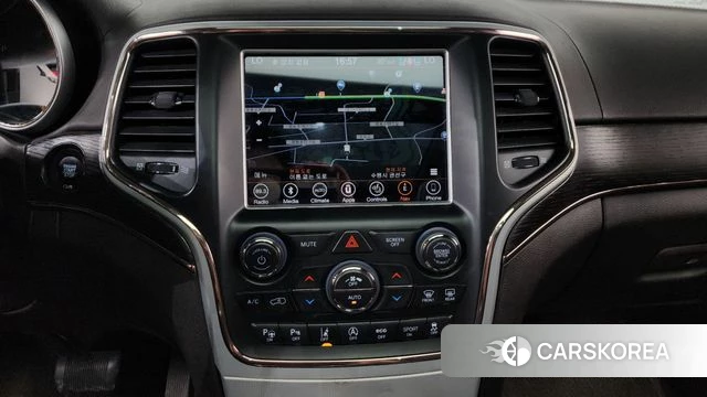Jeep Grand Cherokee 2018 Белый из Кореи, фото 3