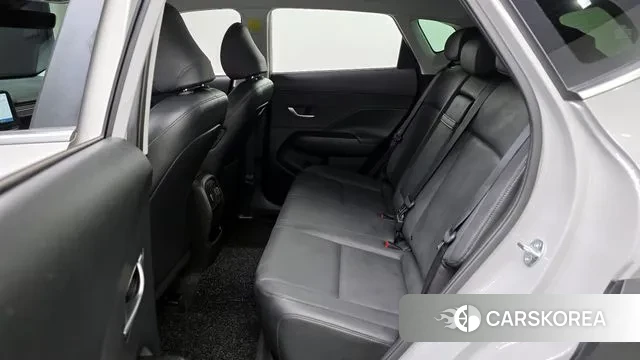 Hyundai Kona (SX2) 2023 Серебристо-серый из Кореи, фото 3