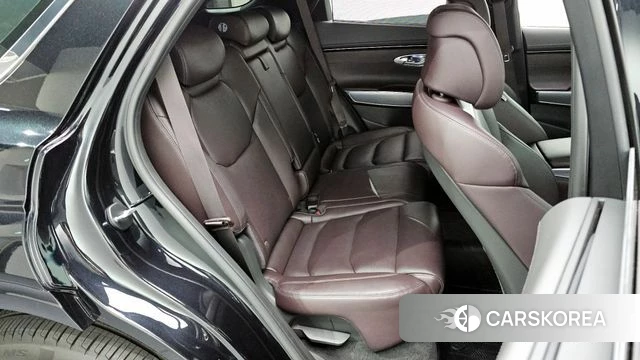 Genesis GV70 2022 Черный из Кореи, фото 3