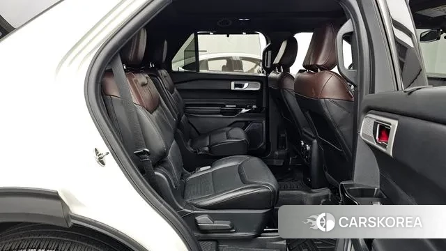 Ford Explorer 6th Generation 2021 Белый из Кореи, фото 3