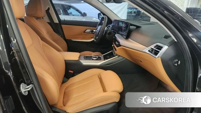 BMW 3 Series (G20) 2025 Черный из Кореи, фото 3