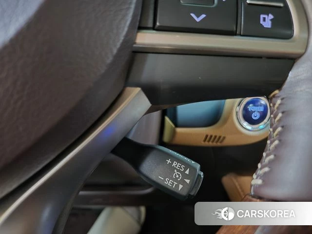 Lexus New ES300h 2018 Серый из Кореи, фото 3