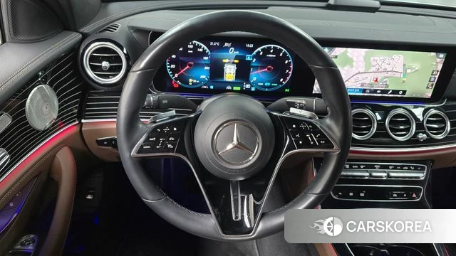 Mercedes-Benz E-Class W213 2021 Серебряный из Кореи, фото 3