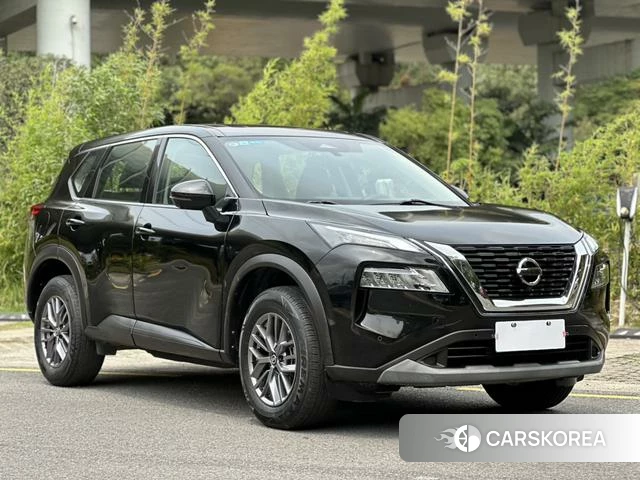 Nissan Qijun 2022 Черный из Китая, фото 3