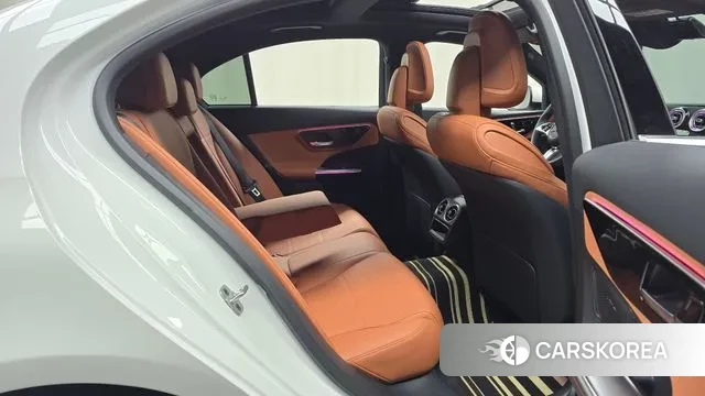 Mercedes-Benz C-Class W206 2025 Белый из Кореи, фото 3