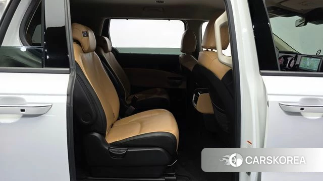 Kia Carnival 4th generation 2023 Белый из Кореи, фото 3