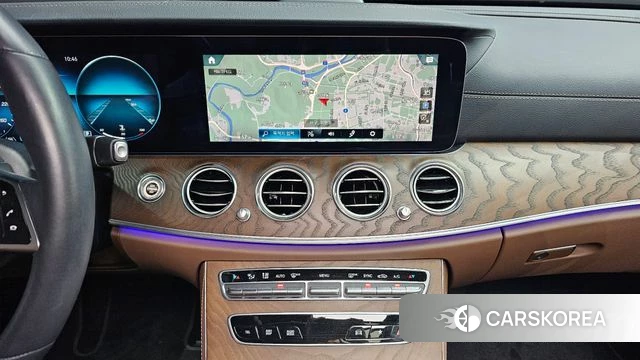 Mercedes-Benz E-Class W213 2021 Белый из Кореи, фото 3