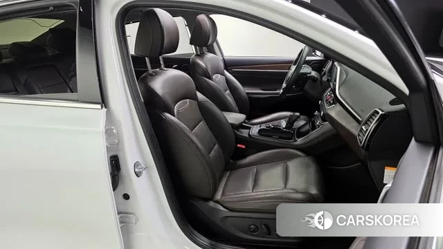 Hyundai Grandeur IG Hybrid 2019 Белый из Кореи, фото 3