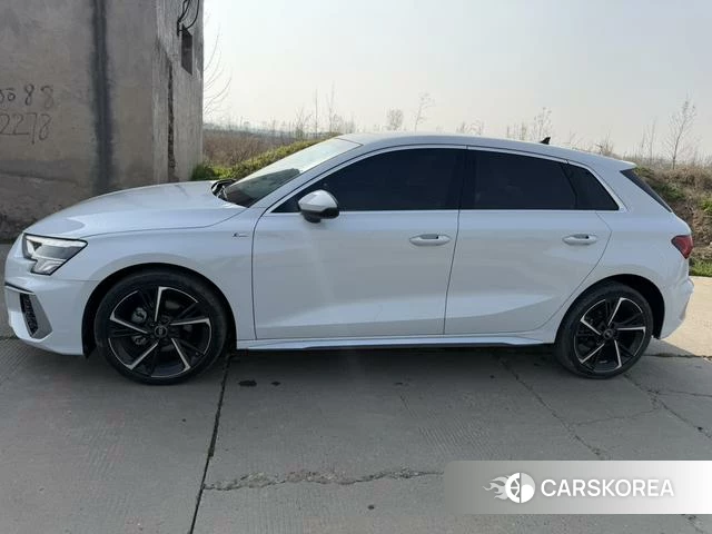Audi A3 2022 Белый из Китая, фото 3