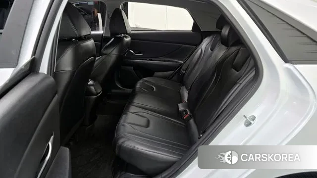 Hyundai Avante Hybrid (CN7) 2022 Белый из Кореи, фото 3