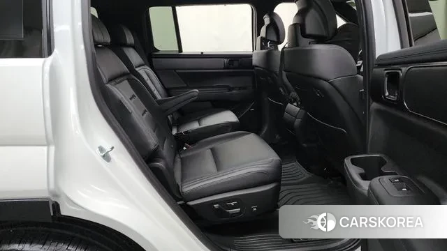 Hyundai Santa Fe (MX5) 2023 Белый из Кореи, фото 3