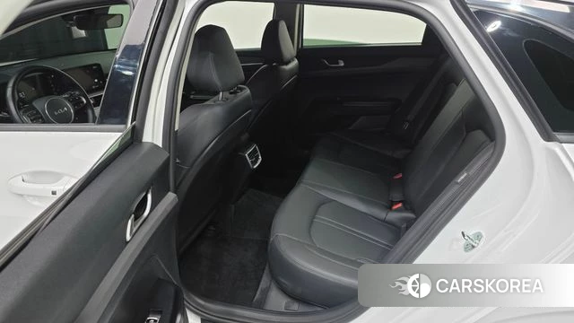 Kia The New K5 3rd generation 2024 Белый из Кореи, фото 3