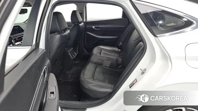 Hyundai Sonata Hybrid (DN8) 2023 Белый из Кореи, фото 3