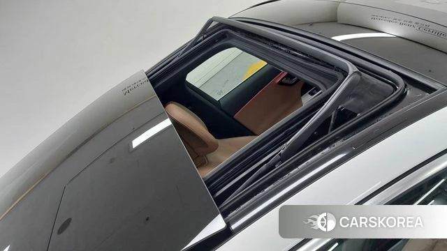 Mercedes-Benz E-Class W214 2025 Белый из Кореи, фото 3