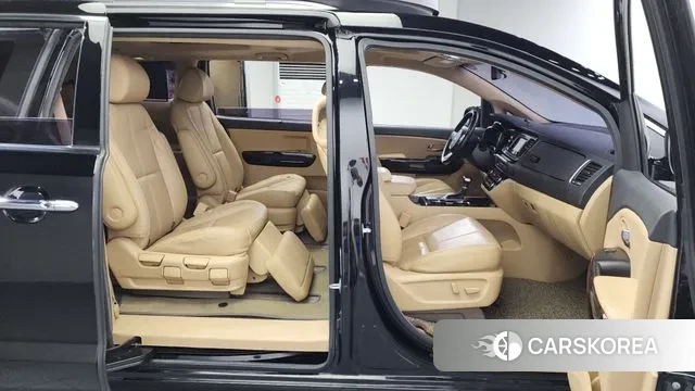 Kia The New Carnival 2018 Черный из Кореи, фото 3