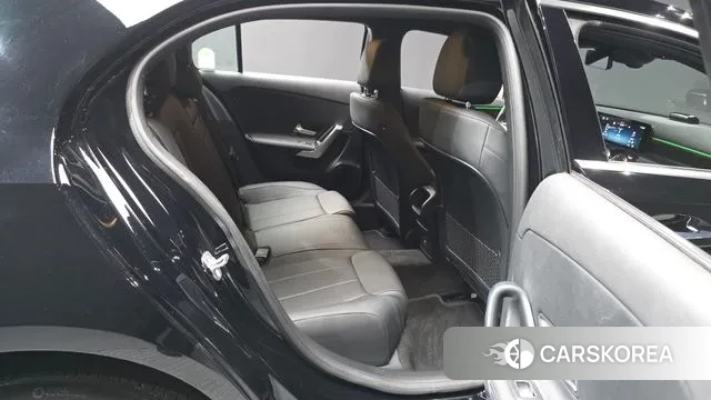 Mercedes-Benz A-Class W177 2024 Черный из Кореи, фото 3