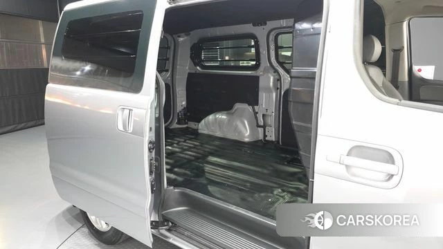 Hyundai The New Grand Starex 2021 Серебряный из Кореи, фото 3