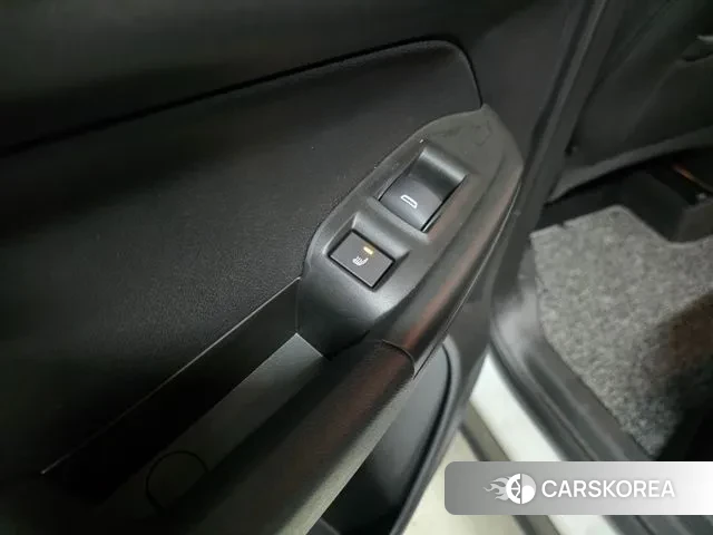 Chevrolet (GM Daewoo) Trailblazer 2021 Белый из Кореи, фото 3