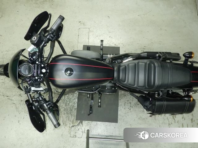 Проданный Harley-Davidson Sportster XL1200CX Roadster 2017 из Японии
