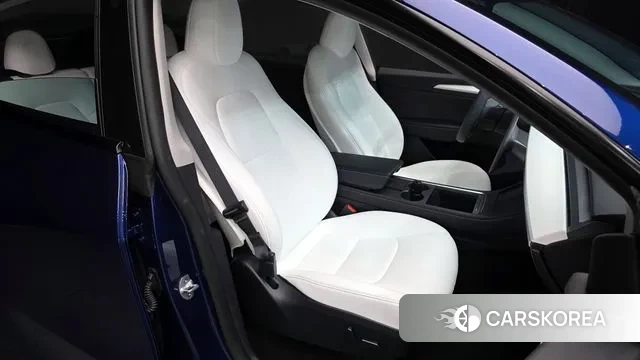 Tesla Model Y 2024 Синий из Кореи, фото 3