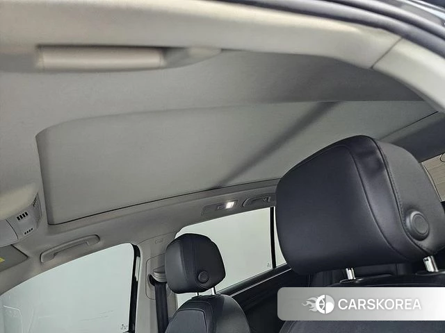 Volkswagen Tiguan second Generation 2020 Серый из Кореи, фото 3
