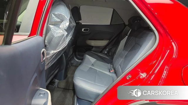 Hyundai Venue 2022 Красный из Кореи, фото 3