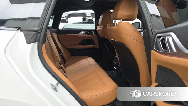 BMW i4 2025 Белый из Кореи, фото 3