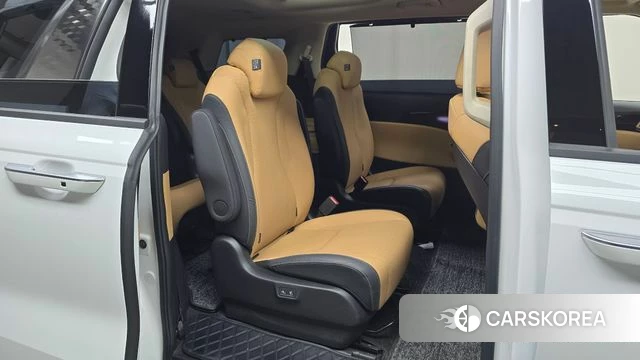 Kia Carnival 4th generation 2023 Белый из Кореи, фото 3