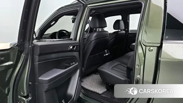 Ssangyong The New Rexton Sport 2023 Темно-зеленый из Кореи, фото 3