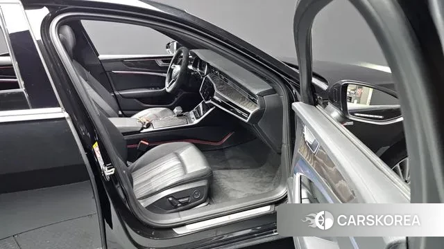 Audi A6 (C8) 2020 Черный из Кореи, фото 3