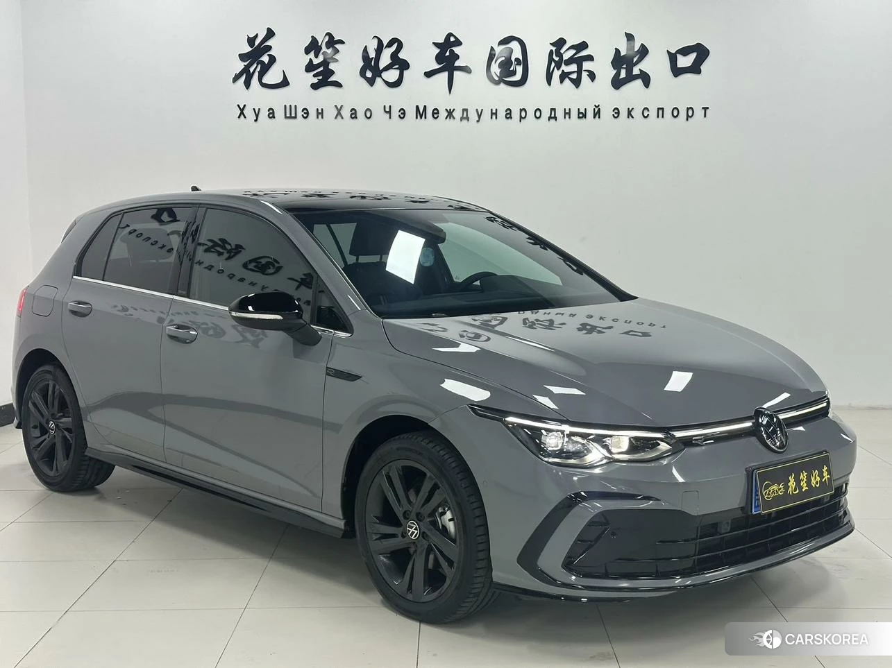 Volkswagen Golf 2023 Темно-серый из Китая, фото 3