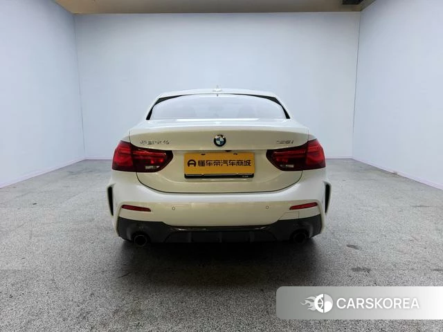 BMW 1 series 2023 Белый из Китая, фото 3