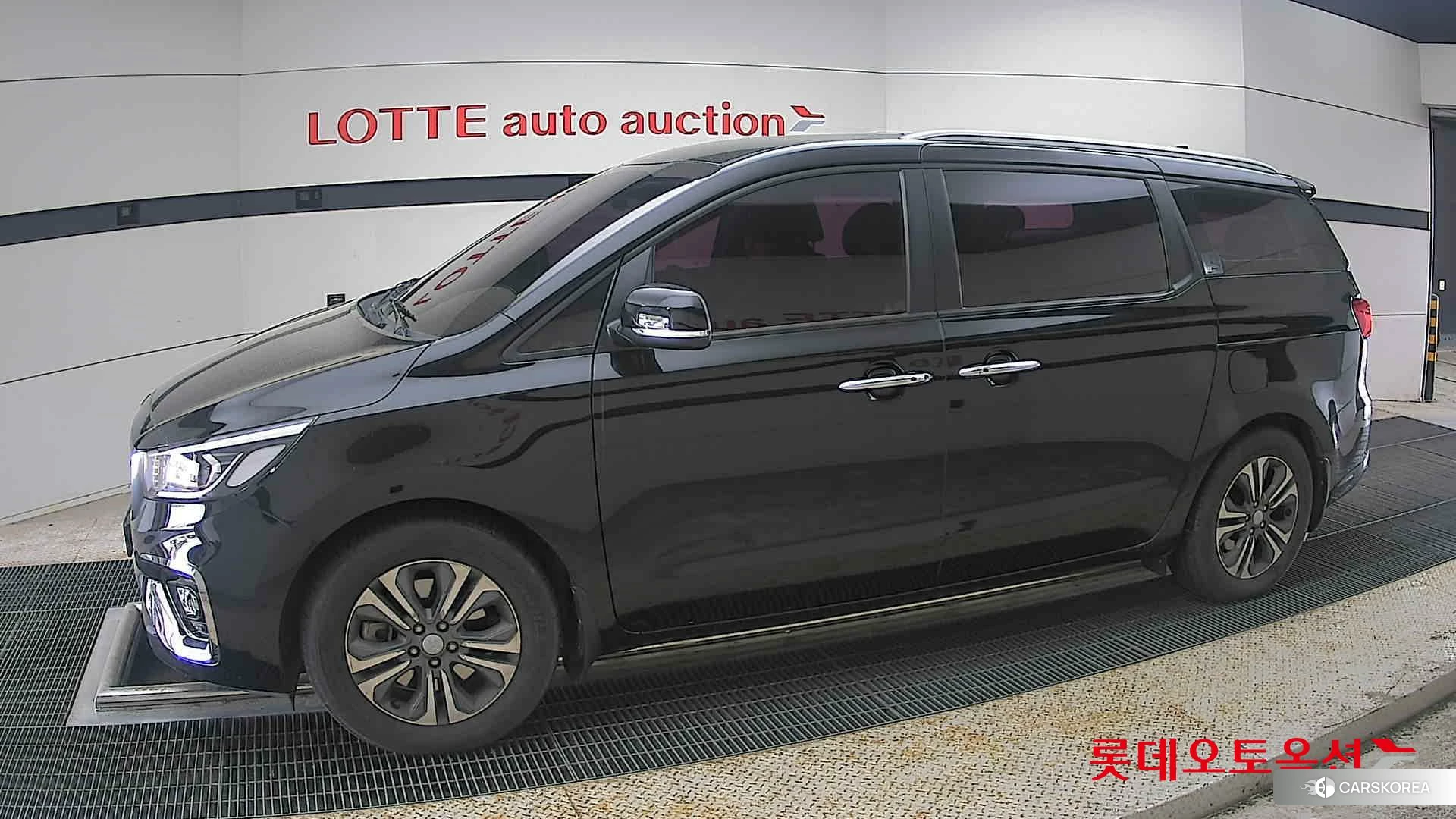 Kia Carnival 2020 Aurora Black Pearl из Кореи, фото 3