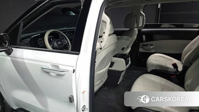 Kia Carnival 4th generation 2021 Белый из Кореи, фото 3