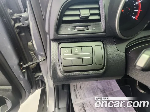 Ssangyong Tivoli Air id 2418097 из Кореи 3