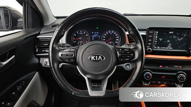 Kia Stonic 2018 Серый из Кореи, фото 3